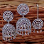 Load image into Gallery viewer, Rebecca AD  Jhumka With Mangtika
