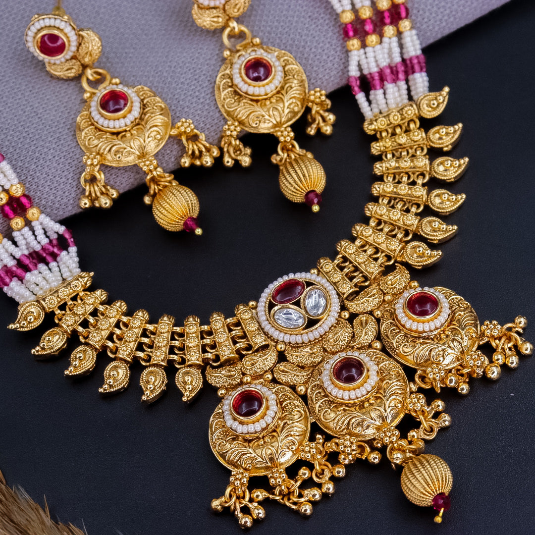 Pallavi Copper Ethnic Choker With Earrings - Maroon