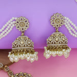 Load image into Gallery viewer, Vamna Reverse AD Jhumka With Kaanchain &amp; Teeka
