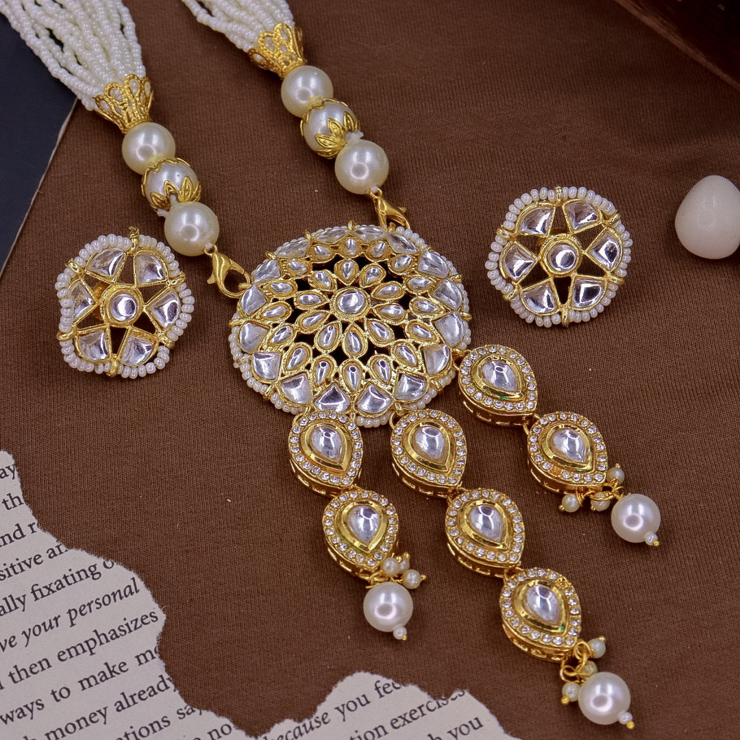 Mona Long Kundan Set