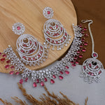 Load image into Gallery viewer, Taniya AD Set With Heavy Earrings And Mangtika
