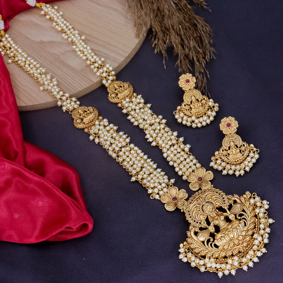 Yuvika Brass Rajwadi Long Moti Set