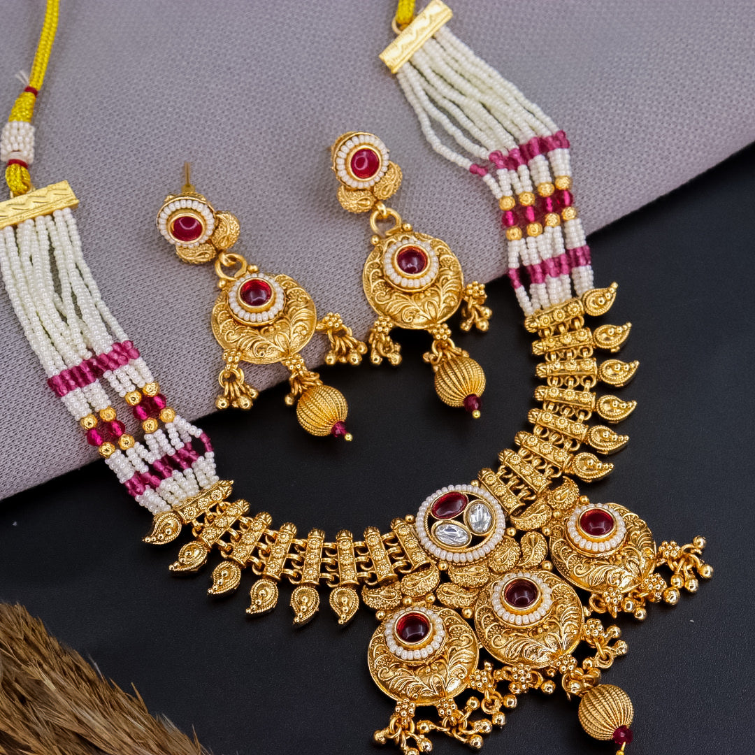 Pallavi Copper Ethnic Choker With Earrings - Maroon