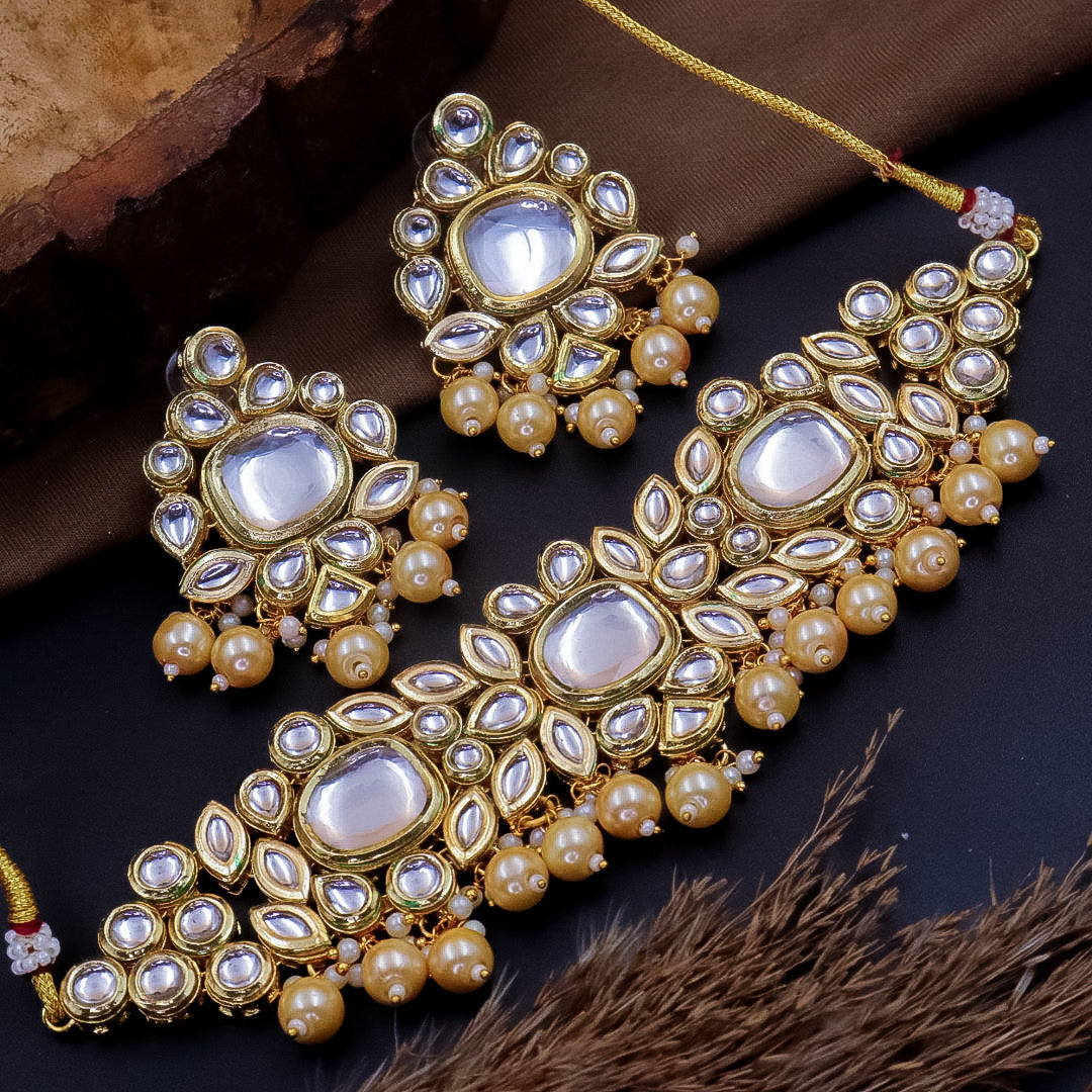 Hemisha Premium  Kundan Set