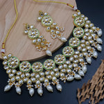 Load image into Gallery viewer, Bindiya Kundan Choker Set
