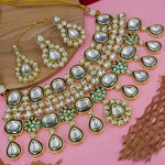 Load image into Gallery viewer, Chinu Semi Bridal Kundan Set
