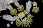 Load image into Gallery viewer, Snehreet Kundan Choker With Teeka
