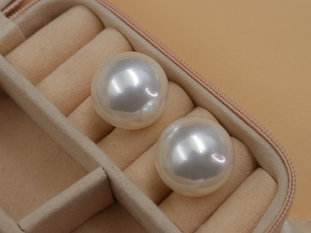 Pearl Studs (25mm Size)