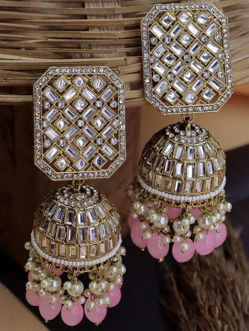 Lara Kundan Jhumka