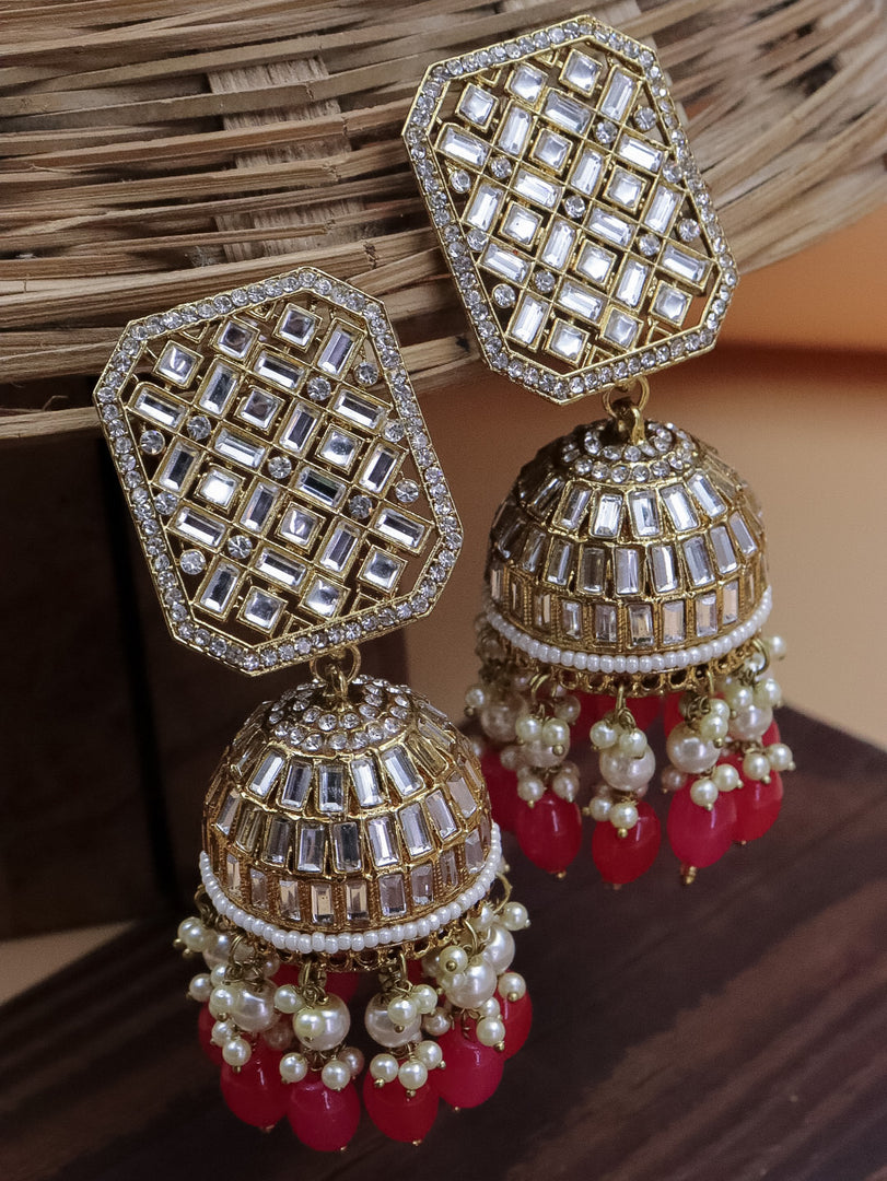 Lara Kundan Jhumka