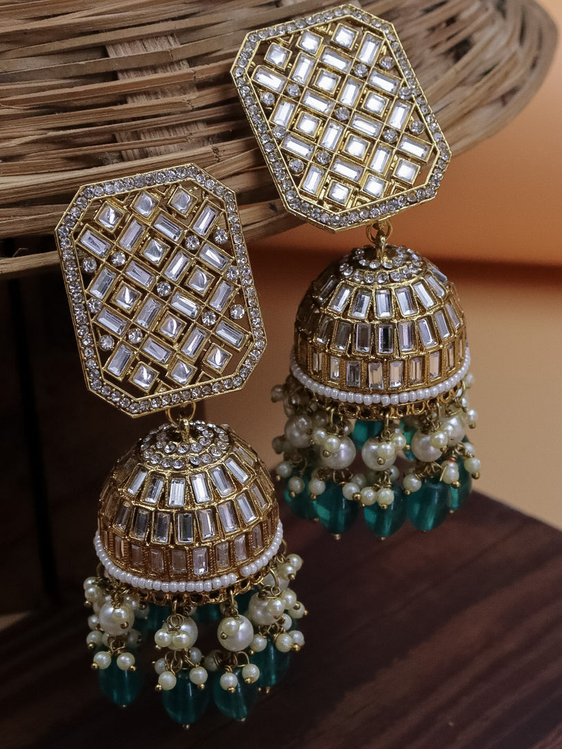 Lara Kundan Jhumka