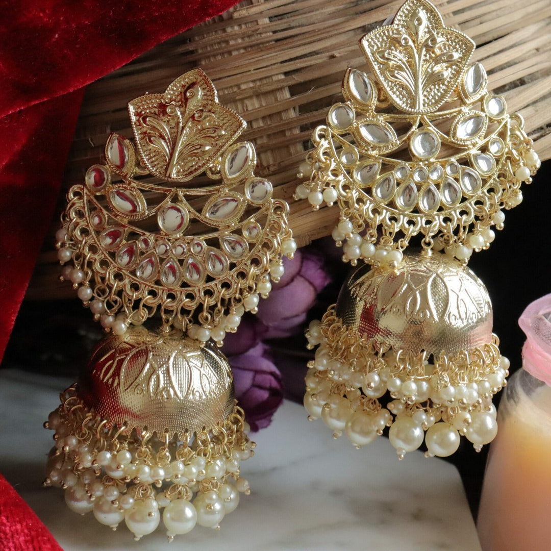 Isha Jhumka