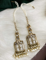 Load image into Gallery viewer, Sumbul Moti Earring With Kaan Chain
