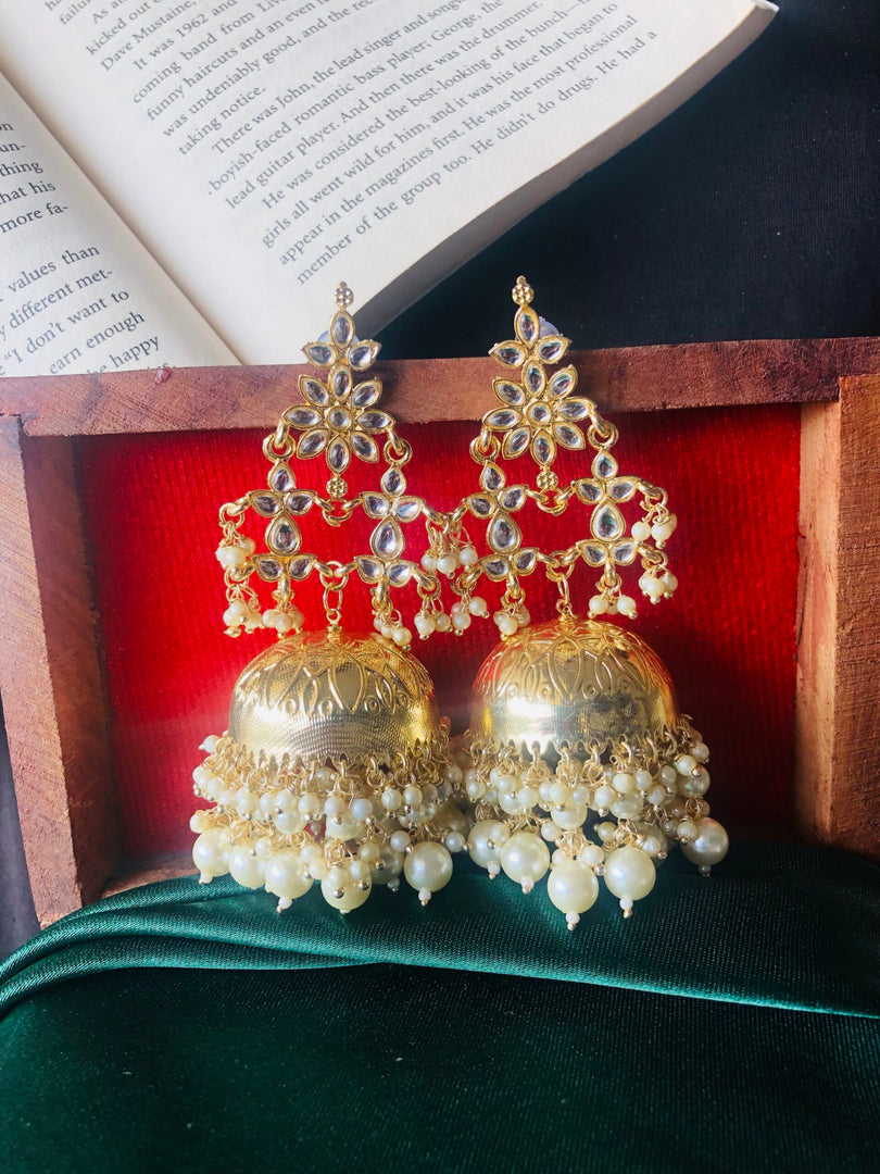 Mona Kundan Earring