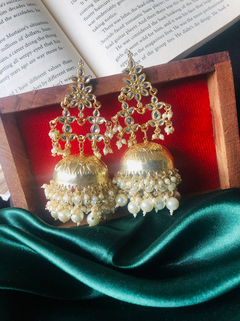 Mona Kundan Earring