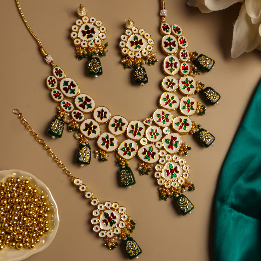 Salma Kundan Choker Set