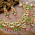 Load image into Gallery viewer, Sehmet Kundan Choker With Monalisa Beads
