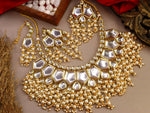 Load image into Gallery viewer, Indrani Kundan Choker Set
